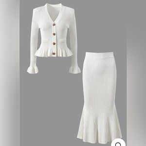 Micas Elegant White Knit Skirtams Sweater SET